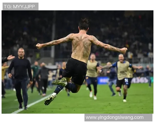 纹身美女足球明星的魅力与实力交织展现运动与艺术的完美结合