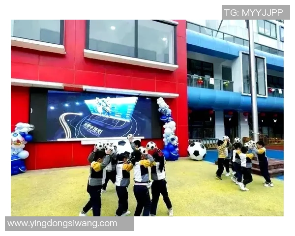 足球巨星齐贺生日祝福集锦温暖瞬间回顾与感动分享